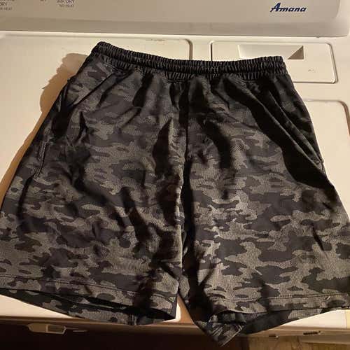 Small Lululemon Pacebreaker  Shorts