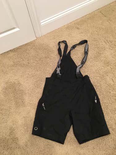 Black Used Adult Men's Medium Spyder Zip off training shorts