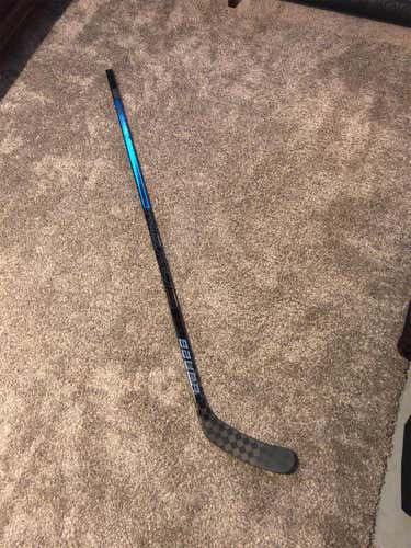 P92 LH Nexus 2N Pro Hockey Stick + 5” + Max Blade