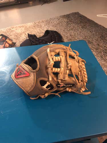 Gray Used Infield Pro Flare 11.25" Baseball Glove