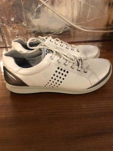 White Men's Size 9.5 Ecco Golf Shoes