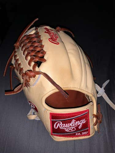 Brown Used Pitcher's Heart of the Hide 11.75" Baseball Glove