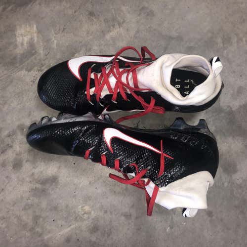 Black Men's Molded Cleats Nike