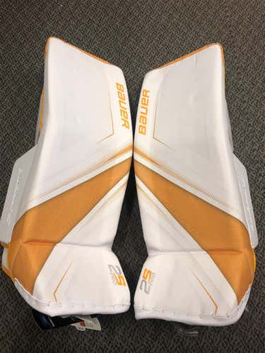White New Bauer 2S Pro Pads, Glove, And Blocker