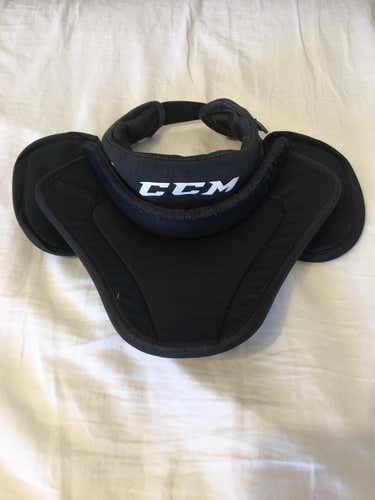 CCM BNQ Goalie Neck Guard (senior)