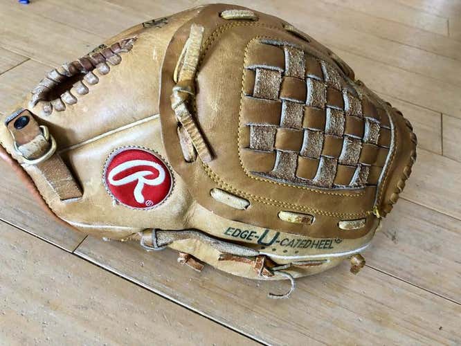 Rawlings Baseball Glove