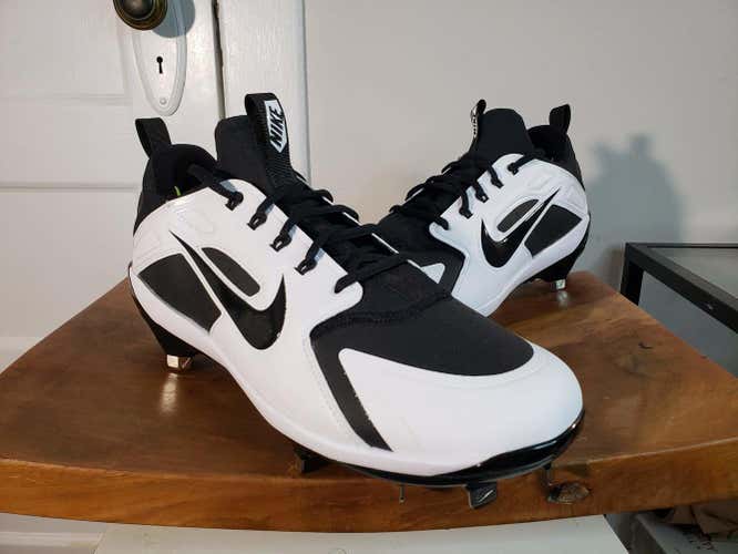 Nike Men's Alpha Huarache Elite Low Baseball Cleats