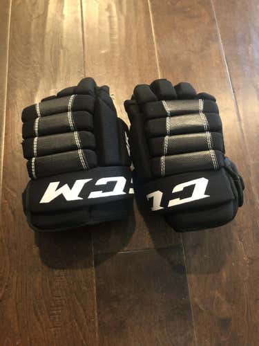 Black New Junior CCM 4R Lite Gloves 11"