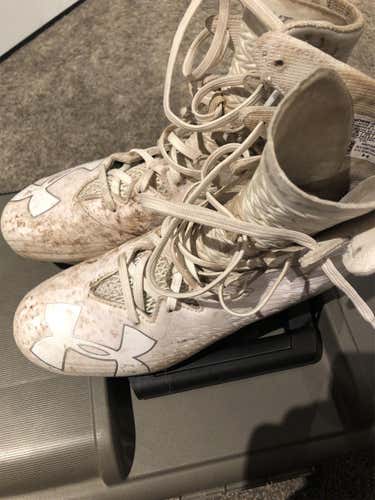 Under Armour Highlight Cleats Size 7.5