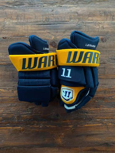 Legwand Warrior Franchise MIC 13" Nashville Gloves