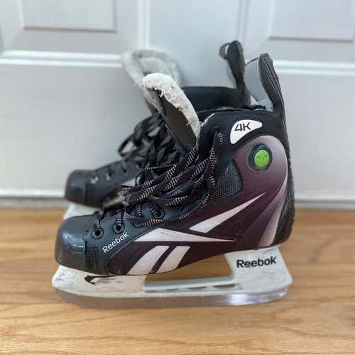 Used Reebok 4K pump D&R (Regular)  Size 8 Hockey Skates
