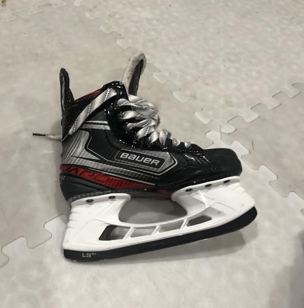 Junior Used Bauer XLTX Pro+ Hockey Skates Size 2