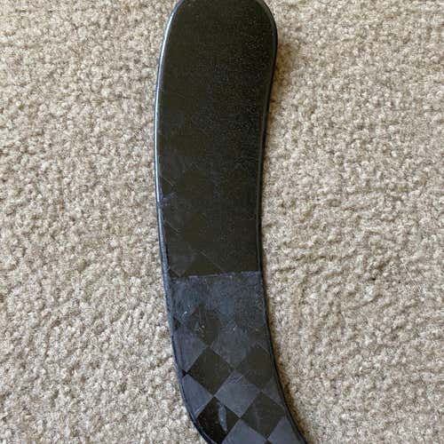 Used Right Handed Supreme 2S Pro Hockey Stick
