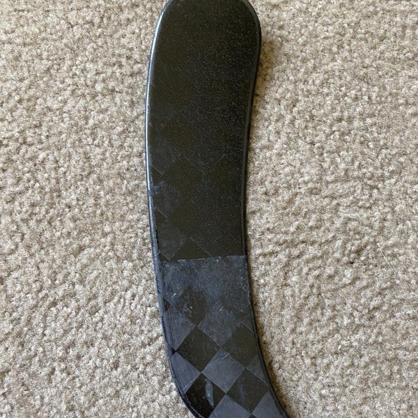 Used Right Handed Supreme 2S Pro Hockey Stick