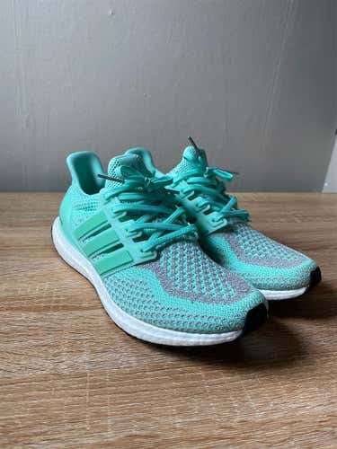 Adidas Ultraboost Sz 9