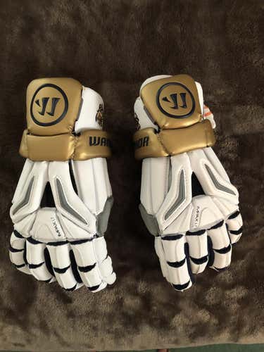 Warrior BPG2 Customized Trinity College Lacrosse Gloves