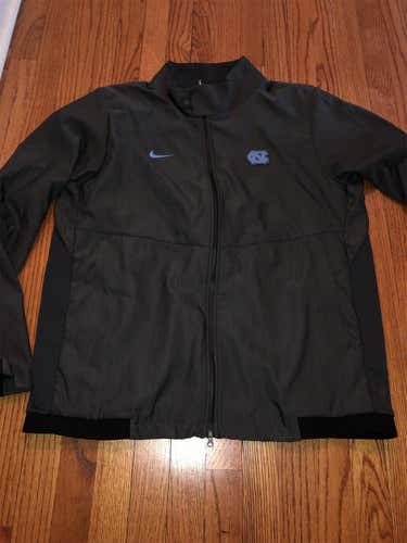 UNC Lacrosse Team Issued Gray Nike Travel Jacket