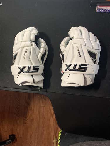 White New STX Cell IV 13" Lacrosse Gloves