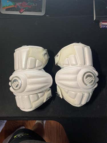 New Large Maverik M3 Arm Pads