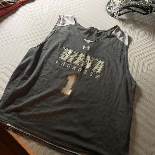 Siena Practice Pinnie