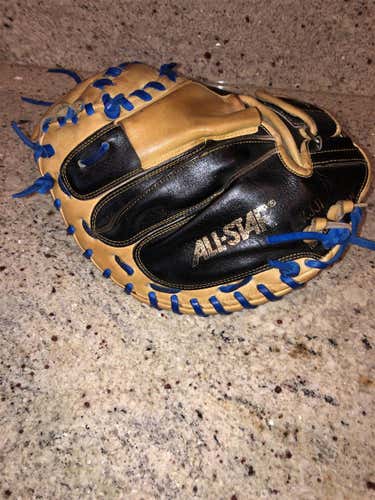 Brown Used Catcher's CM3000SBT 33.5" Baseball Glove