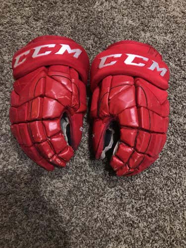 Red Used CCM HGP14 14" Pro Stock Gloves