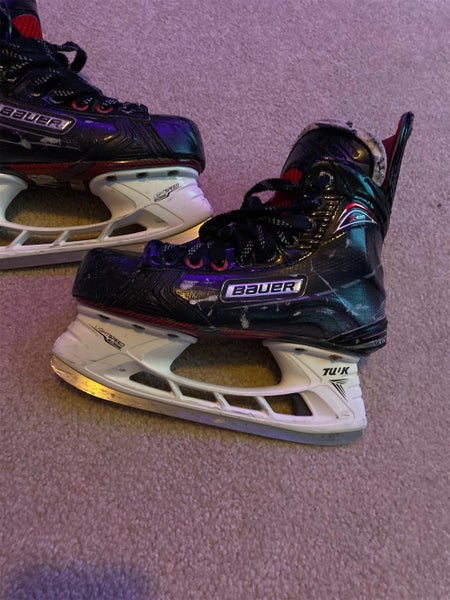Used Bauer Vapor X800 D&R (Regular) Size 2.5 Hockey Skates