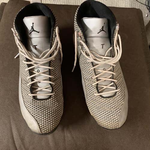 Jordan 12 Men's Size 12.5 (Women's 13.5) High Top