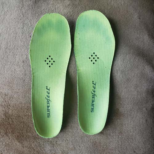 Superfeet Insoles slighty used size (3-4.5)