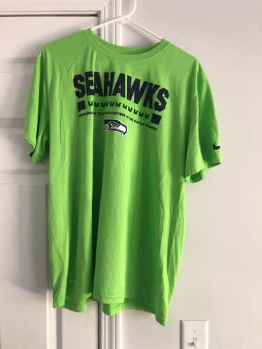 Seahawks Green Men's XL Nike Shirt