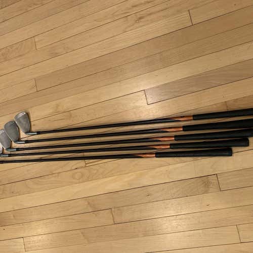 Used Right Handed Stiff Flex Graphite Shaft Iron Set