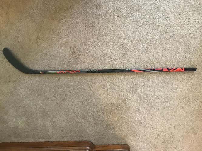 New Senior Bauer Left Handed Vapor FlyLite Hockey Stick Mid Pro Stock