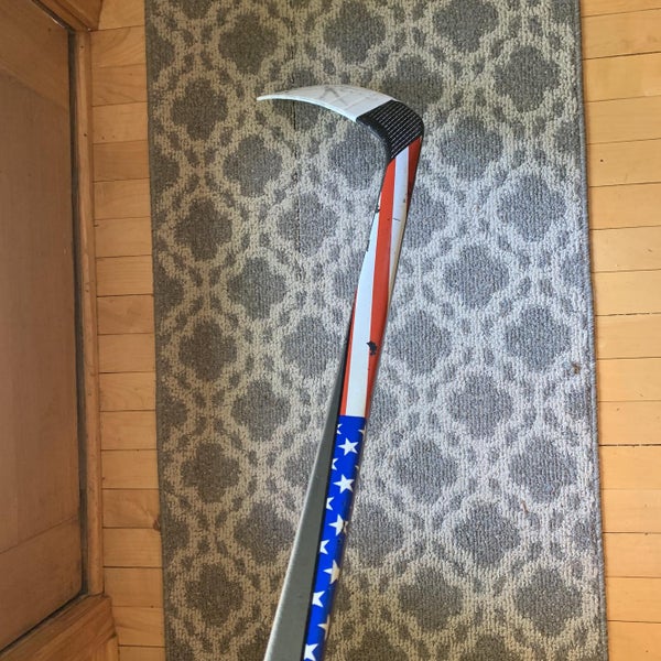 *RARE* TEAM USA Used Right Handed mako Pro Stock Hockey Stick