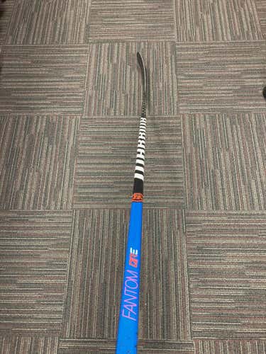 Senior Warrior Right Handed Fantom QRE Hockey Stick 85 FLEX W28