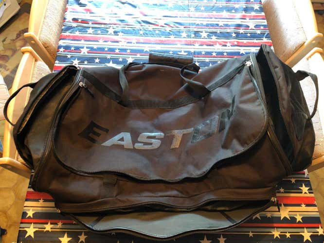 Wheeled Easton Stealth Baseball Equipment Bag with Bat Pocket - Large