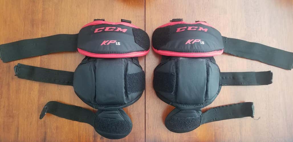 Youth Goalie Knee Pads CCM
