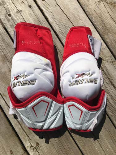 Used Large Bauer Vapor APX2 Elbow Pads