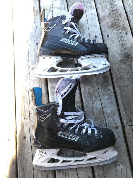 Used Bauer Nexus 8000 EE (Extra Wide) Size 8.5 Hockey Skates