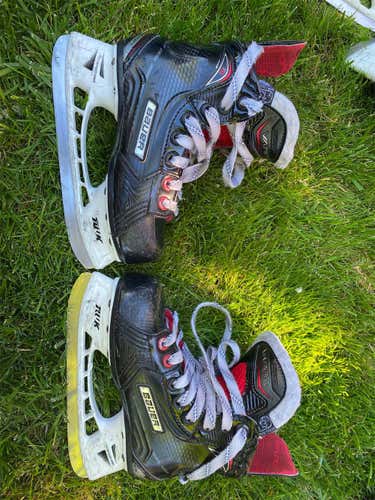 Used Bauer Vapor 1X D&R (Regular)  Size 13 Hockey Skates