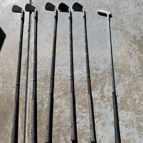 Used Left Handed Regular Flex Steel Shaft Iron Set
