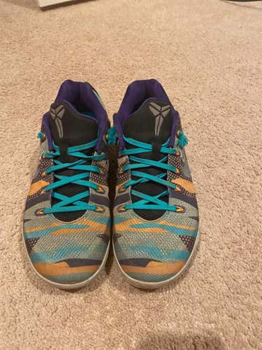 Used Kobe Size 10.5