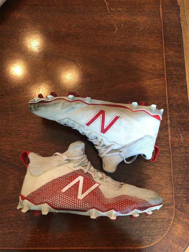 New Balance Freeze Cleats Size 9.5