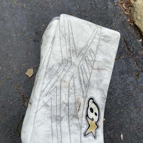 Subzero 7.0 Glove And Blocker With Warrior Chest Protector