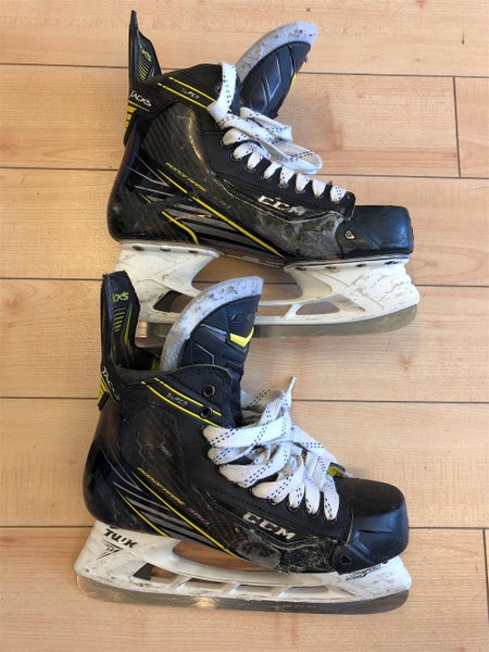 Used CCM Super Tacks Pro Stock Skates - Size 10 EE (USK189B)