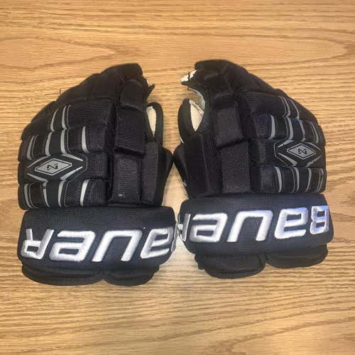Black Used Bauer Nexus 800 13"  Gloves