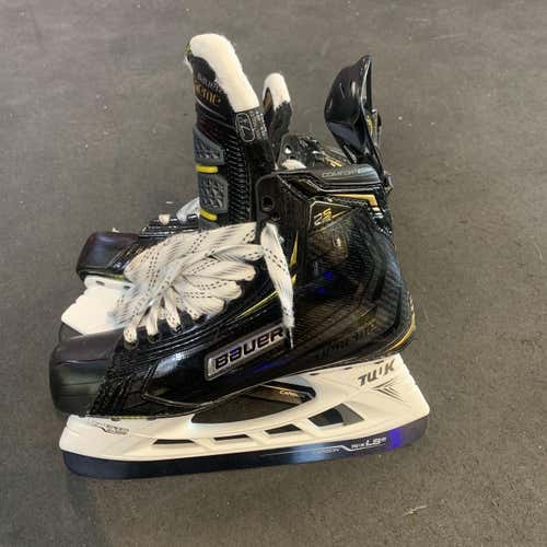 New Bauer Supreme 2S Pro Regular Width Pro Stock Size 7.5 Hockey Skates