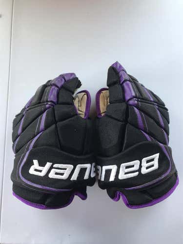 Holy Cross Bauer Vapor 1X Pro Lite 14" Custom Gloves