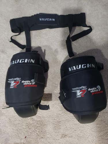 Used Senior Vaughn v7 PRO XR knee and thigh guards