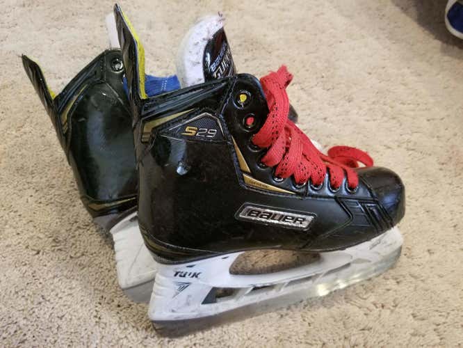 Bauer Supreme S29 Size 3 Skates with STEP steel
