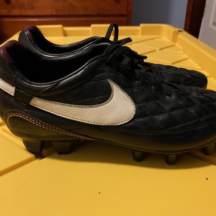 ronaldinho soccer cleats